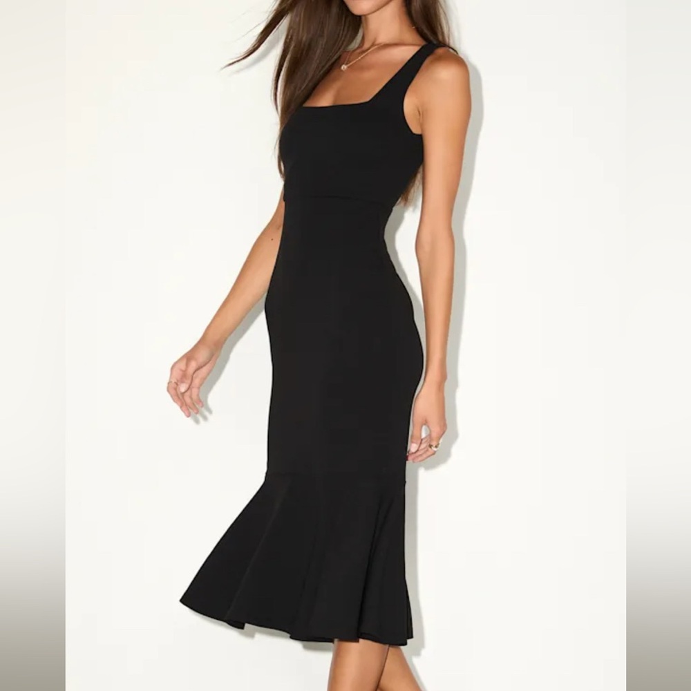 Lulu's Classic Black Midi Dress